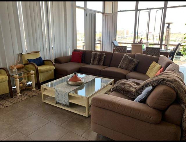 1 BEDROOM PROPERTY TO RENT IN NEWTOWN